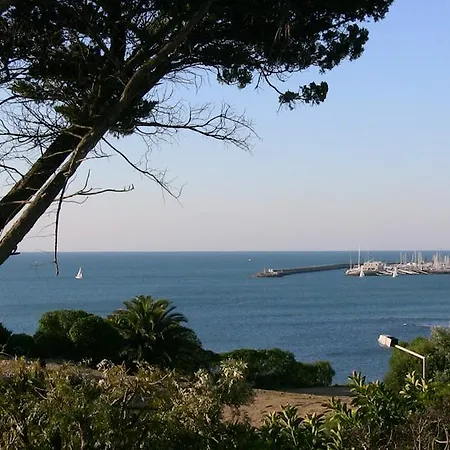 Unika Lisbon Coast *